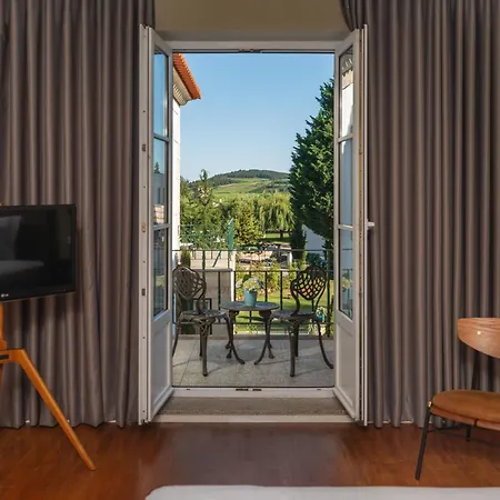 Forrester Essence Douro - By Unlock 알리조