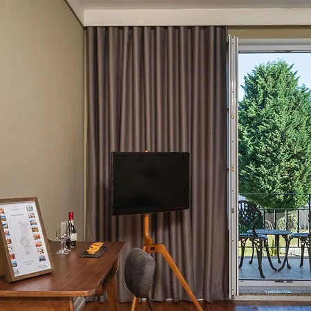 Forrester Essence Douro - By Unlock 4* Alijó