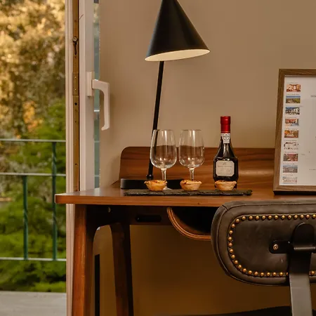 Forrester Essence Douro - By Unlock 4*