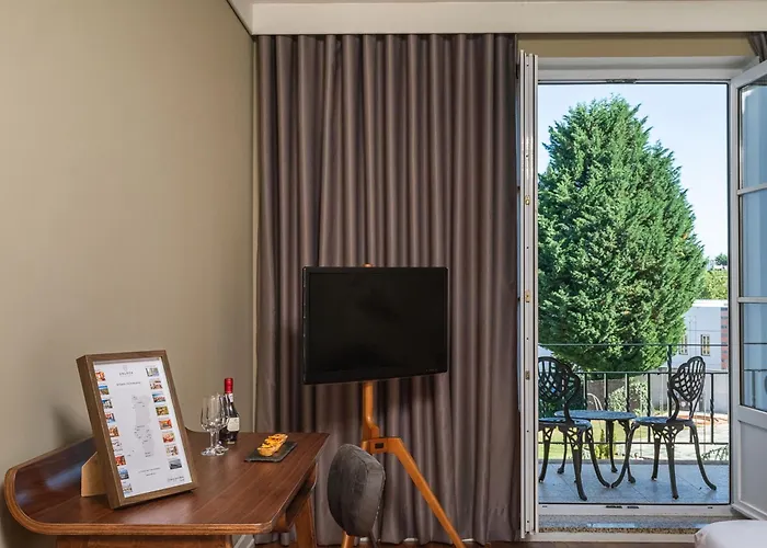 Forrester Essence Douro - By Unlock 4* Alijó